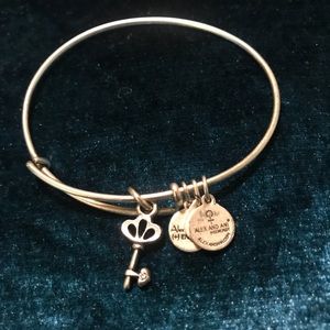 Alex and Ani Key bangle 💕